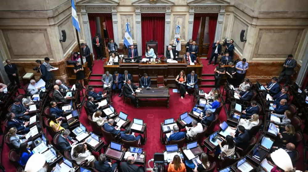 Senado aprueba reforma laboral con 42 votos y redefine pilares del sistema laboral argentino &bull; El Conejo de Wall Street