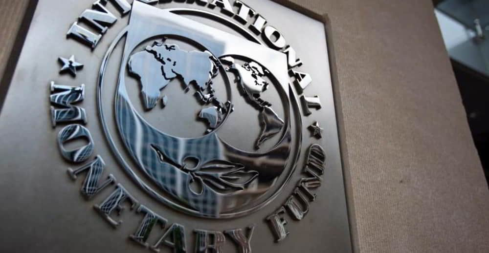 FMI Alerta sobre Debilitamiento Economico Global por Aumento de Aranceles en EE.UU • El Conejo de Wall Street