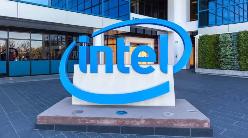 Intel reporta resultados mixtos en el primer trimestre mientras avanza en su estrategia de reestructuracion • El Conejo de Wall Street