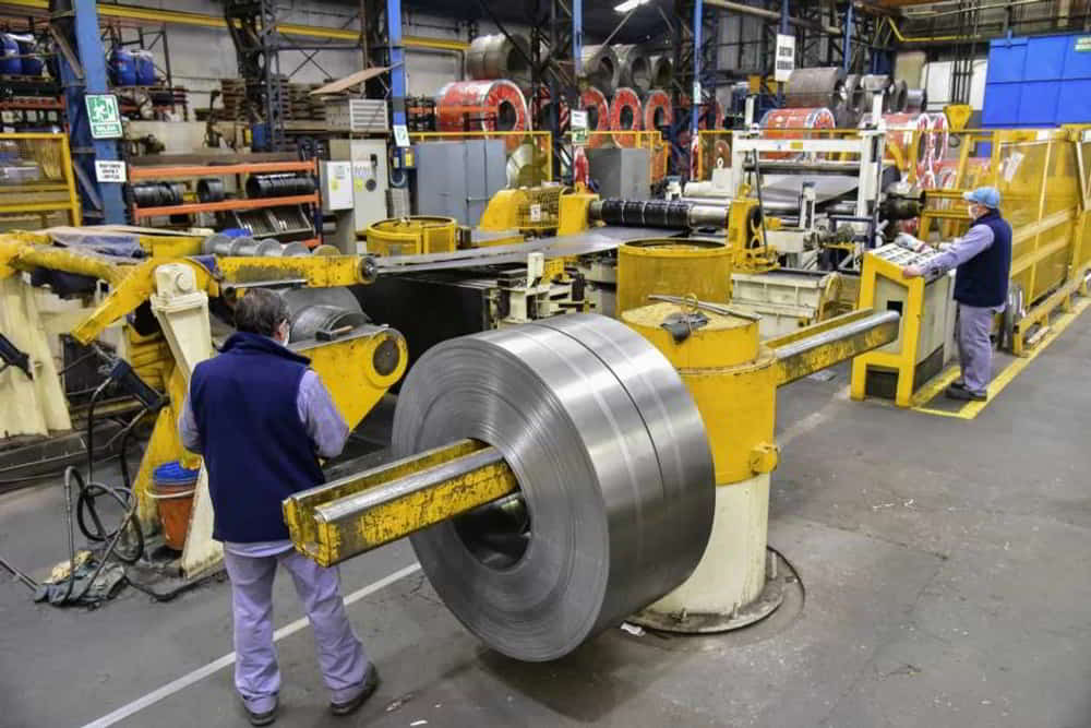 Brasil Produccion industrial sorprende al alza con crecimiento de 1.2 en marzo • El Conejo de Wall Street