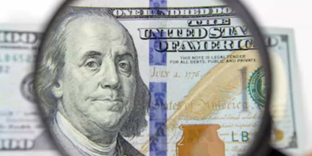 Futuros de dolar operan estables con devaluacion mensual implicita en 17 para diciembre • El Conejo de Wall Street