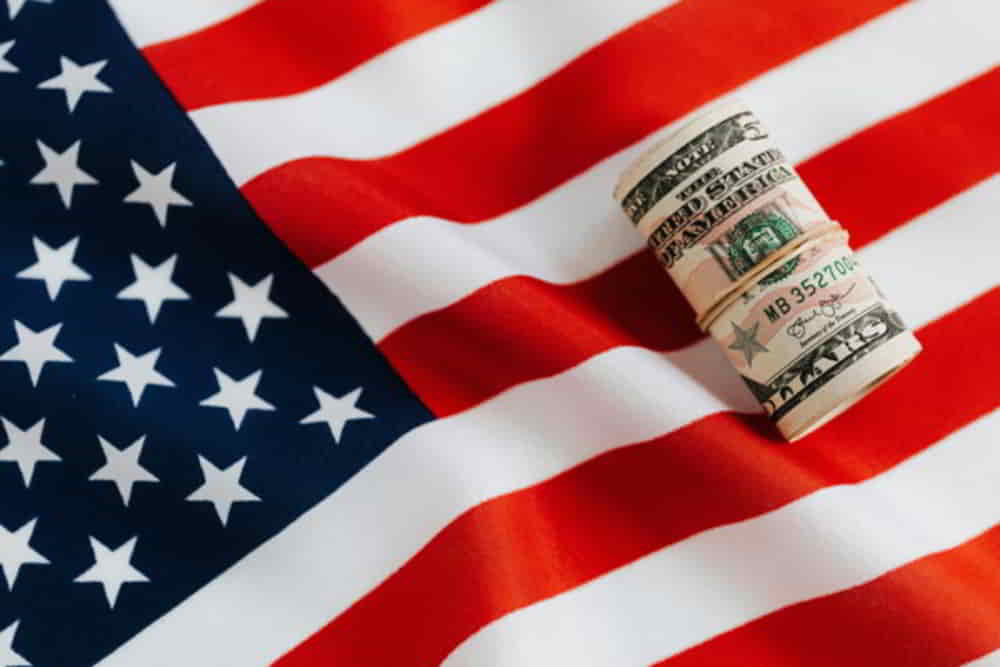 PBI de Estados Unidos Contrae 02 en Primer Trimestre con Debilidad en Consumo • El Conejo de Wall Street