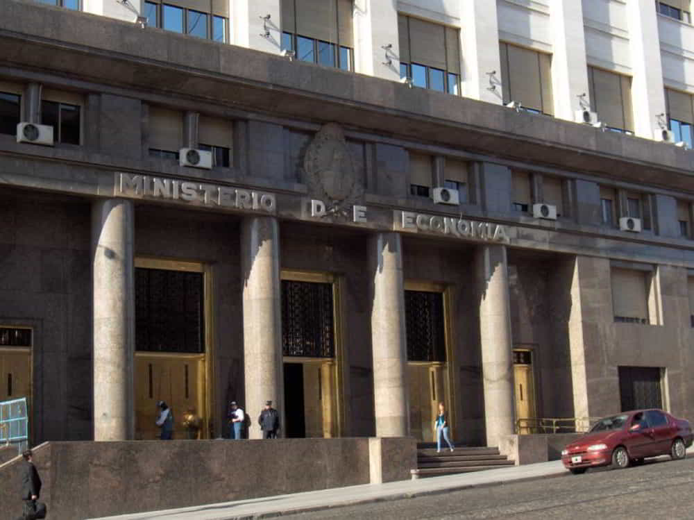 Secretaria de Finanzas logra rollover del 1342 en su ultima licitacion de deuda • El Conejo de Wall Street