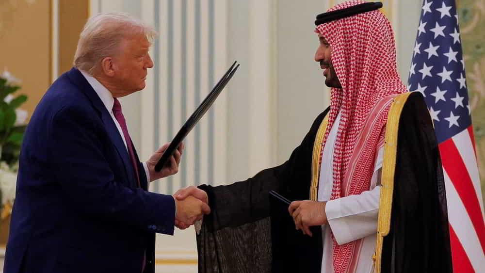 Trump firma acuerdo historico de USD 600.000 millones con Arabia Saudita durante gira por Medio Oriente • El Conejo de Wall Street