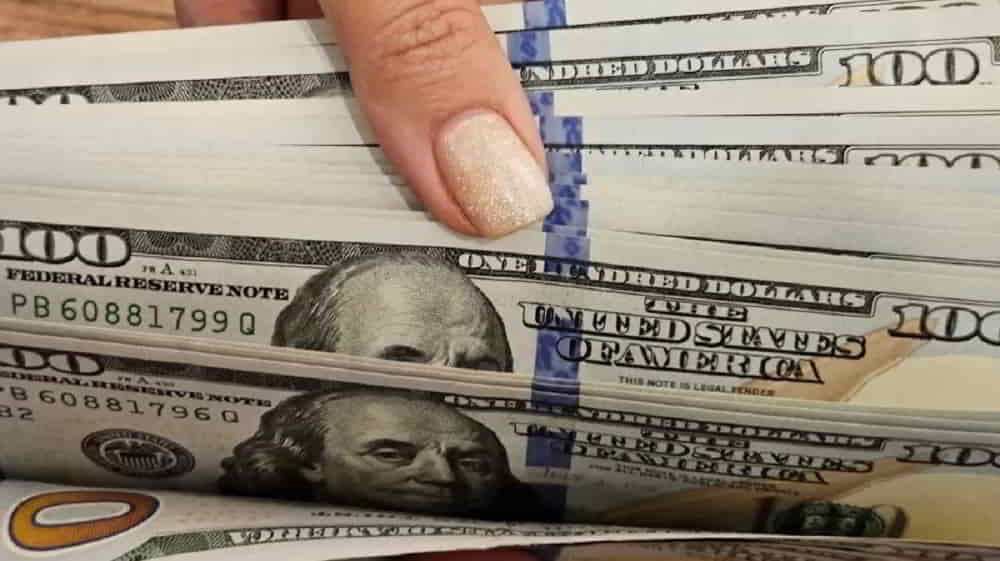 Futuros de Dolar Suben 067 con Devaluacion Implicita del 23 para Diciembre • El Conejo de Wall Street