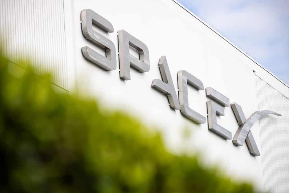 SpaceX debuta en el Nasdaq con la mayor IPO de la historia tras fijar su precio en US135 por accion &bull; El Conejo de Wall Street