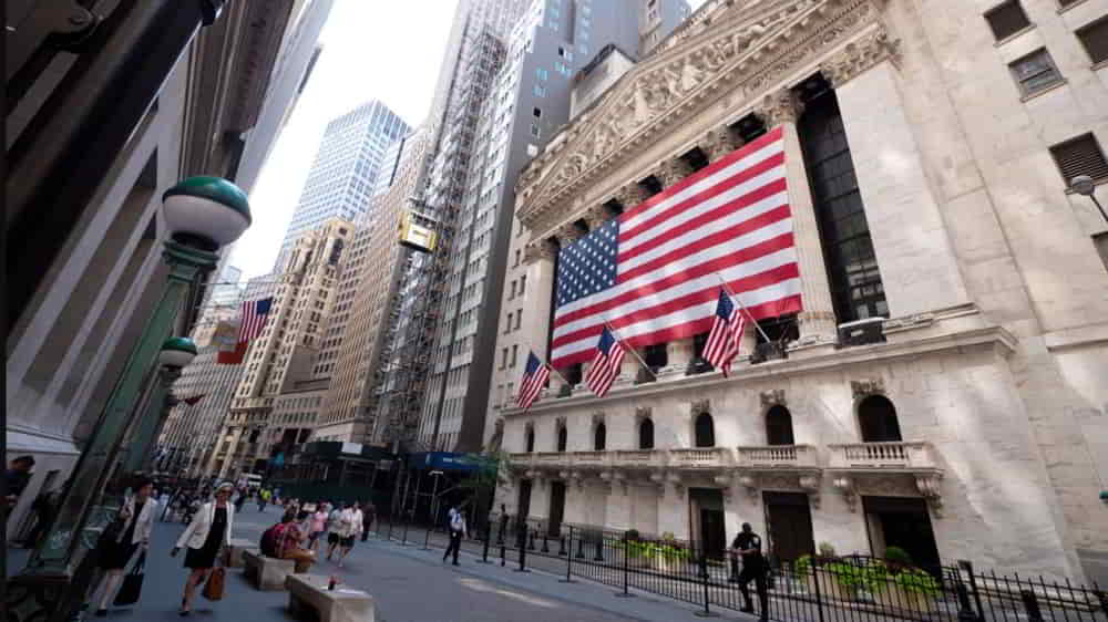 Wall Street Inicia la Semana con Ganancias Generalizadas a pesar de la Tension Geopolitica • El Conejo de Wall Street