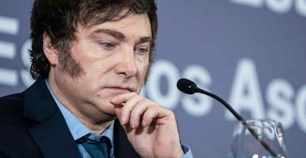 Confianza en el Gobierno Argentino Retrocede en Junio Tras Meses de Recuperacion • El Conejo de Wall Street