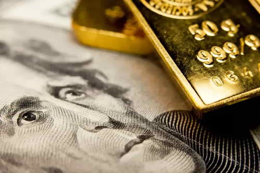 El Dolar se Debilita Globalmente Mientras el Oro Alcanza USD 3.394 por Onza • El Conejo de Wall Street
