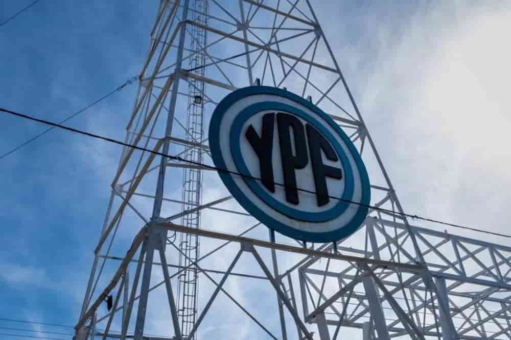 Moodys Eleva Calificacion de YPF por Encima de la Deuda Soberana • El Conejo de Wall Street