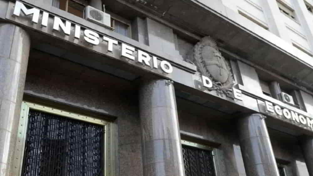 Tesoro Logra Rollover del 295 en Primera Licitacion de Julio • El Conejo de Wall Street