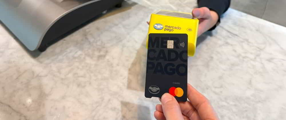 Mercado Pago Lanza Tarjeta de Credito Mastercard con IA para Inclusion Financiera • El Conejo de Wall Street