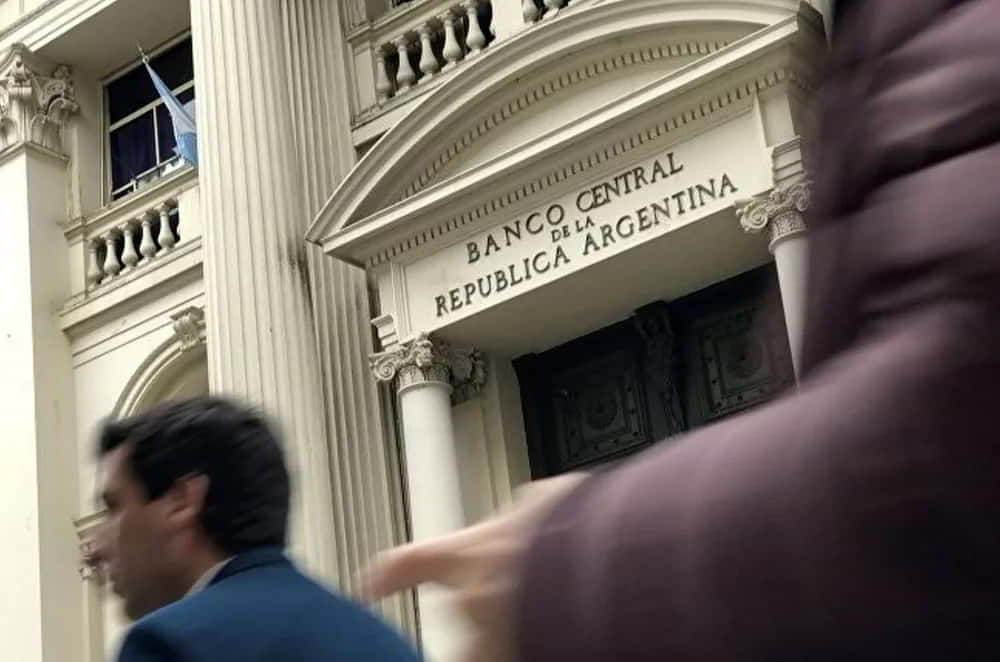 Tesoro Nacional Realiza Licitacion Estrategica Tras Aumento de Encajes Bancarios • El Conejo de Wall Street