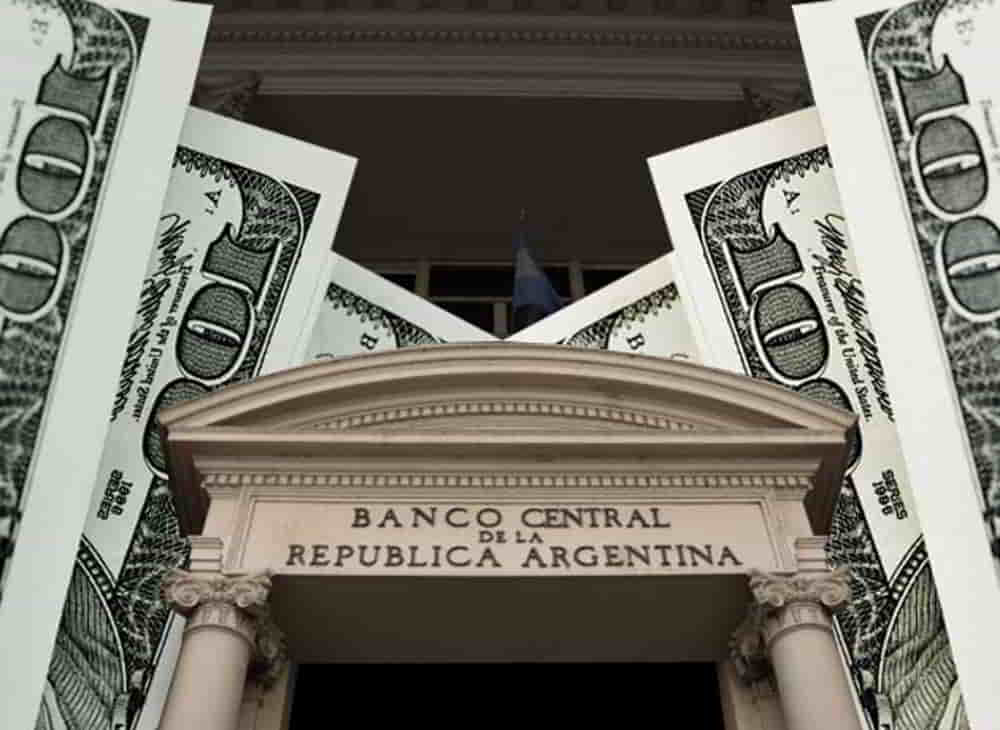 El Tesoro Suma Dolares Mientras las Reservas del BCRA Caen US778 Millones en una Jornada Compleja • El Conejo de Wall Street
