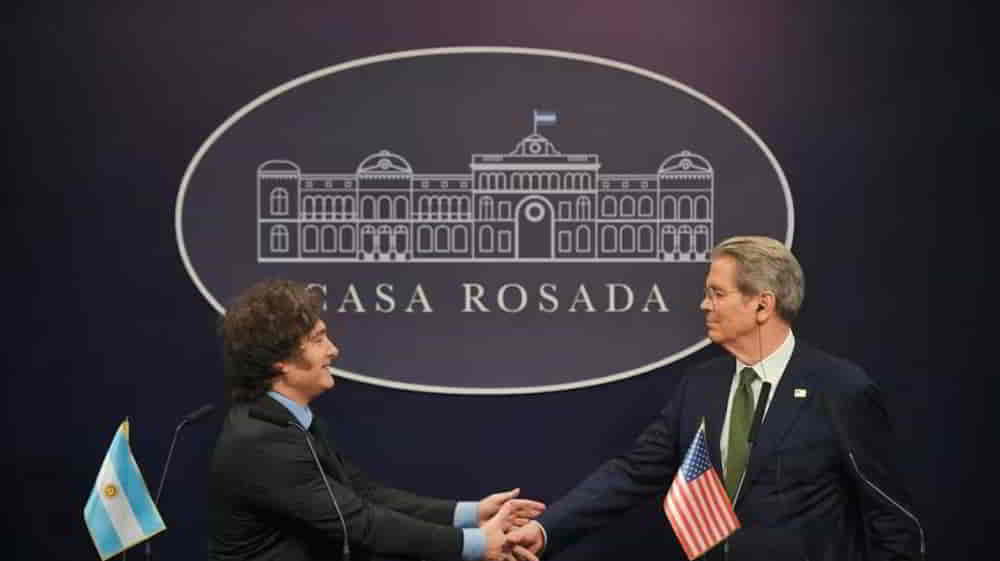 Estados Unidos Confirma Respaldo Financiero de USD 40.000 Millones a Argentina con Doble Estructura de Apoyo Estados Unidos Confirma Respaldo Financiero de USD 40.000 Millones a Argentina con Doble Estructura de Apoyo • El Conejo de Wall Street