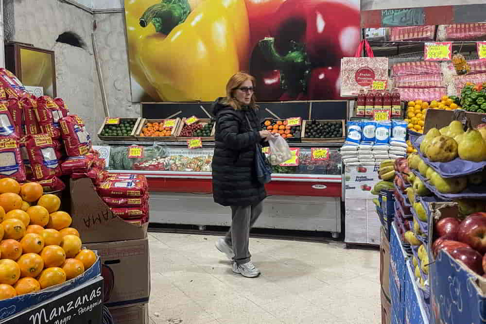 Índice de Confianza del Consumidor Sube 6,3% en Octubre: Mejora el Ánimo del Mercado Argentino Indice de Confianza del Consumidor Sube 63 en Octubre Mejora el Animo del Mercado Argentino • El Conejo de Wall Street