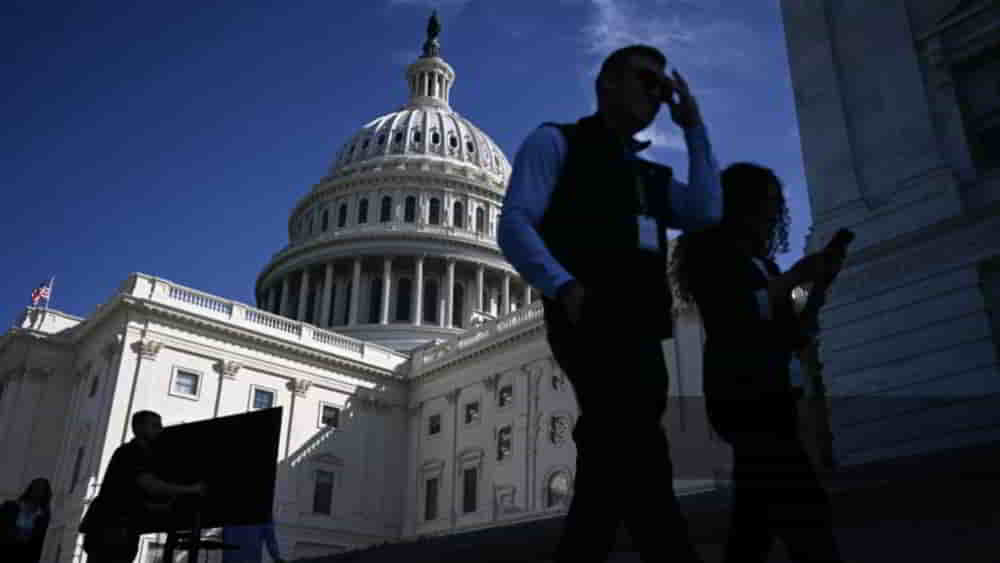 Shutdown EE.UU . Continua Senado Rechaza Propuesta Democrata para Reabrir el Gobierno Federal • El Conejo de Wall Street
