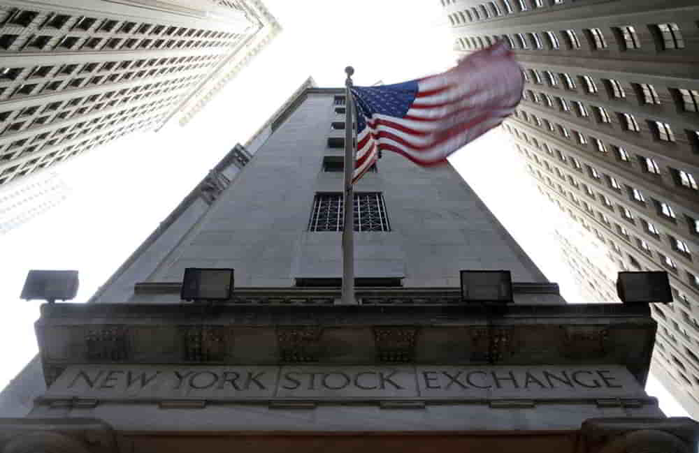 Wall Street Cierra en Positivo Pese a la Debilidad del Empleo Privado en Estados Unidos • El Conejo de Wall Street