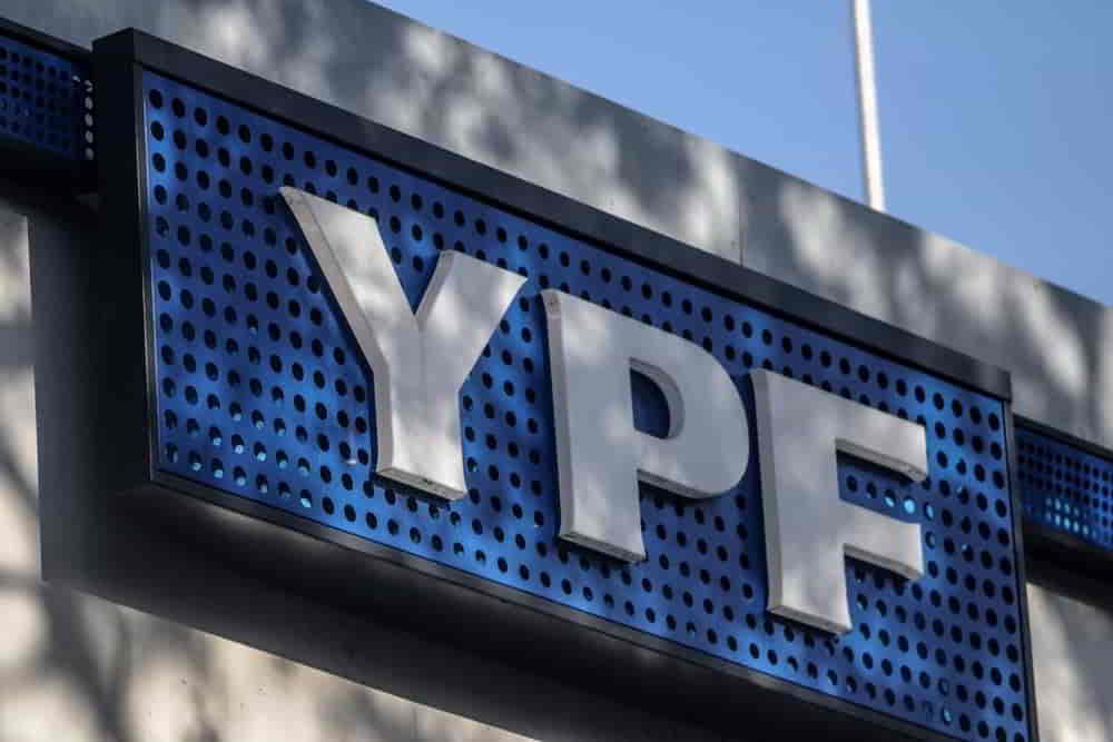 YPF Proyecta Exportaciones Energéticas por USD 30.000 Millones Anuales para 2031 YPF Proyecta Exportaciones Energeticas por USD 30.000 Millones Anuales para 2031 • El Conejo de Wall Street