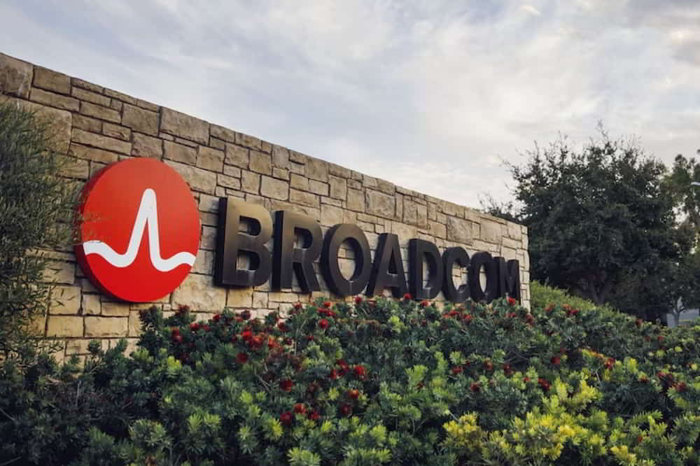 Broadcom reporta ingresos de USD 18.020 millones pero advierte sobre compresión de márgenes en su negocio de IA Broadcom reporta ingresos de USD 18.020 millones pero advierte sobre compresion de margenes en su negocio de IA • El Conejo de Wall Street