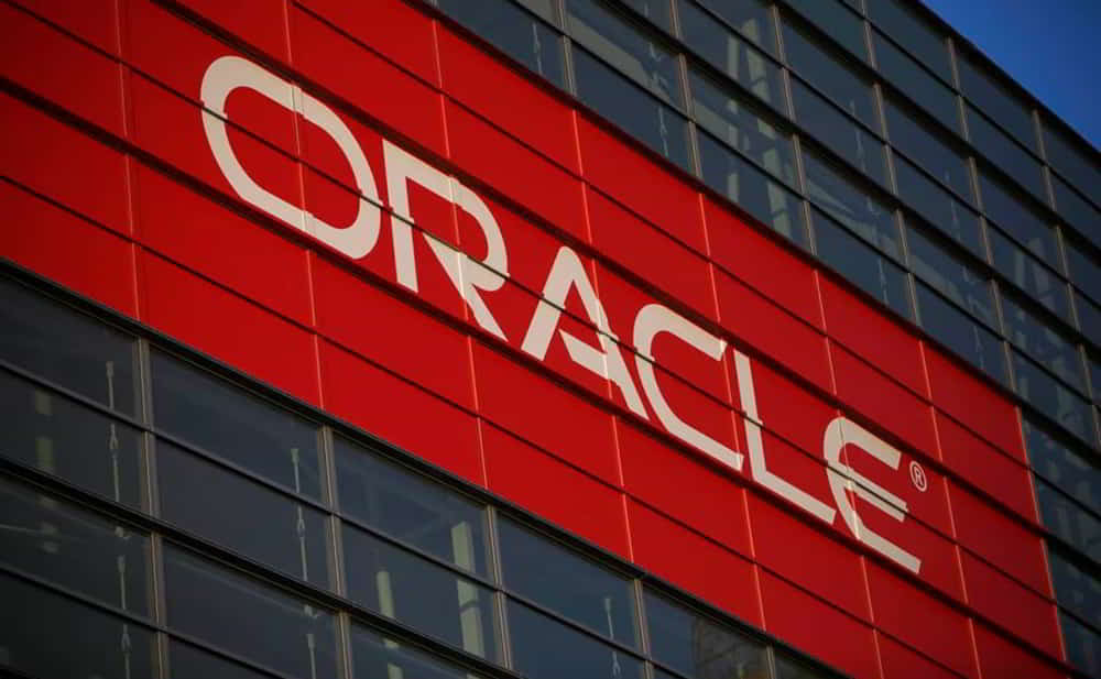 Oracle Cae 4,4% tras Retiro de Socio en Proyecto de Data Center de USD 10.000 Millones Oracle Cae 44 tras Retiro de Socio en Proyecto de Data Center de USD 10.000 Millones • El Conejo de Wall Street