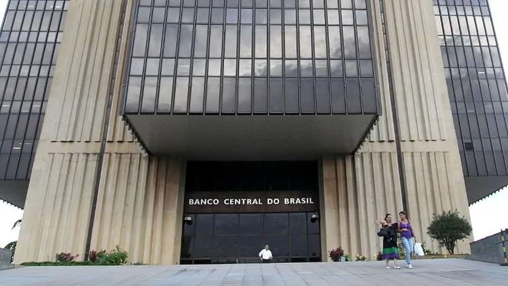 Banco Central de Brasil definirá tasa de interés con expectativa de mantenerla en 15% en contexto de presiones inflacionarias Banco Central de Brasil definira tasa de interes con expectativa de mantenerla en 15 en contexto de presiones inflacionarias • El Conejo de Wall Street
