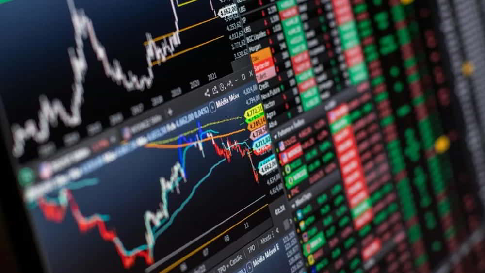 Indices de Wall Street cierran con desempenos dispares mientras rendimientos de Treasuries divergen &bull; El Conejo de Wall Street