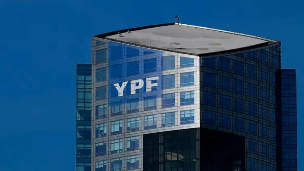 YPF vende activos convencionales por USD 575 millones para priorizar Vaca Muerta YPF vende activos convencionales por USD 575 millones para priorizar Vaca Muerta • El Conejo de Wall Street