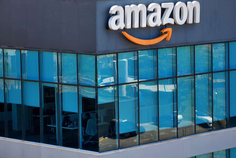 Amazon invierte 200 mil millones de dolares en infraestructura de inteligencia artificial para 2026 &bull; El Conejo de Wall Street