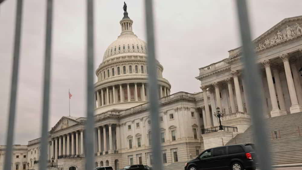 Congreso Estadounidense Evita Cierre de Gobierno con Acuerdo Bipartidista de Ultimo Momento &bull; El Conejo de Wall Street