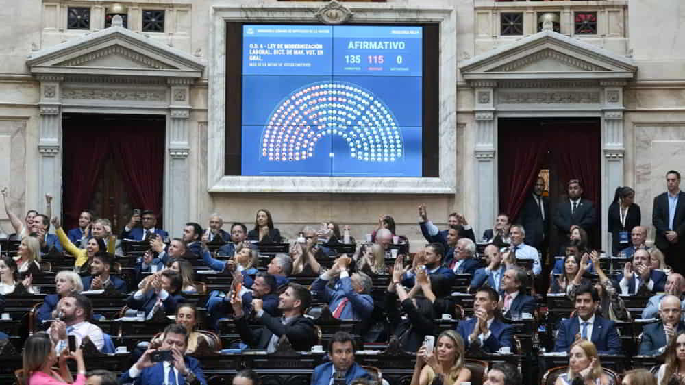 Diputados aprueba la Ley de Modernización Laboral impulsada por Milei con 135 votos a favor y el proyecto vuelve al Senado Diputados aprueba la Ley de Modernizacion Laboral impulsada por Milei con 135 votos a favor y el proyecto vuelve al Senado • El Conejo de Wall Street