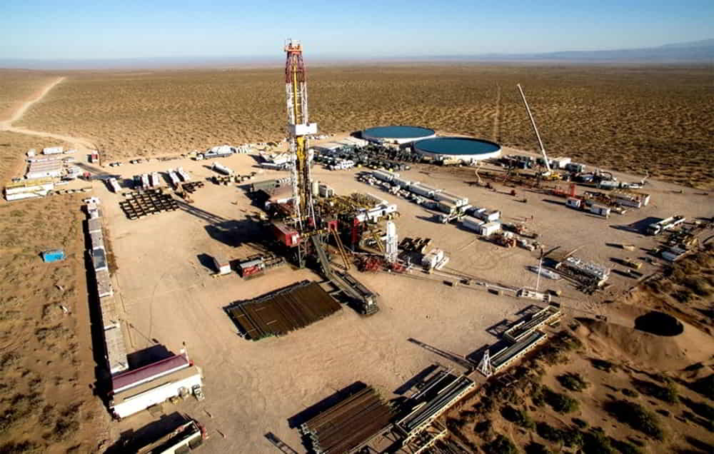 Argentina Alcanza Produccion Record de Petroleo en Enero de 2026 Impulsada por Vaca Muerta &bull; El Conejo de Wall Street