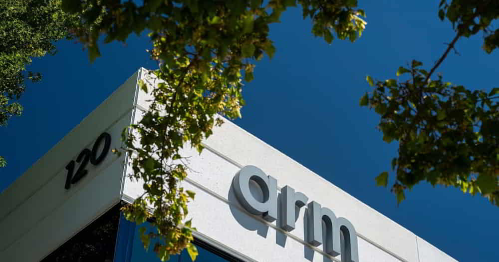 Arm Holdings lanza su primer chip propio para inteligencia artificial y proyecta ingresos de 25.000 millones en cinco anos &bull; El Conejo de Wall Street
