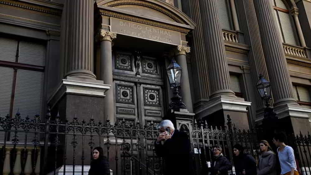 Banco Central Reporta Reducción del Déficit en la Cuenta Corriente Cambiaria Durante Febrero Banco Central Reporta Reduccion del Deficit en la Cuenta Corriente Cambiaria Durante Febrero • El Conejo de Wall Street