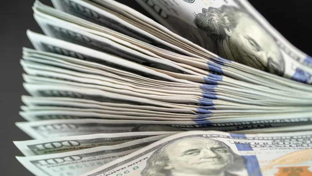 El Dólar Oficial Sube y los Financieros Avanzan mientras el BCRA Sostiene Compras en el Mercado Cambiario El Dolar Oficial Sube y los Financieros Avanzan mientras el BCRA Sostiene Compras en el Mercado Cambiario • El Conejo de Wall Street