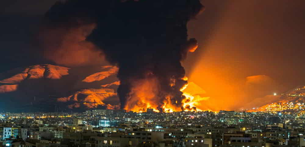 Iran escala el conflicto en Medio Oriente al atacar infraestructura energetica en Emiratos Arabes Unidos &bull; El Conejo de Wall Street