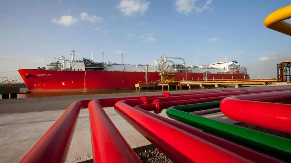 Argentina Privatiza la Importacion de GNL y Desplaza a Enarsa con Ofertas de Trafigura y Naturgy &bull; El Conejo de Wall Street