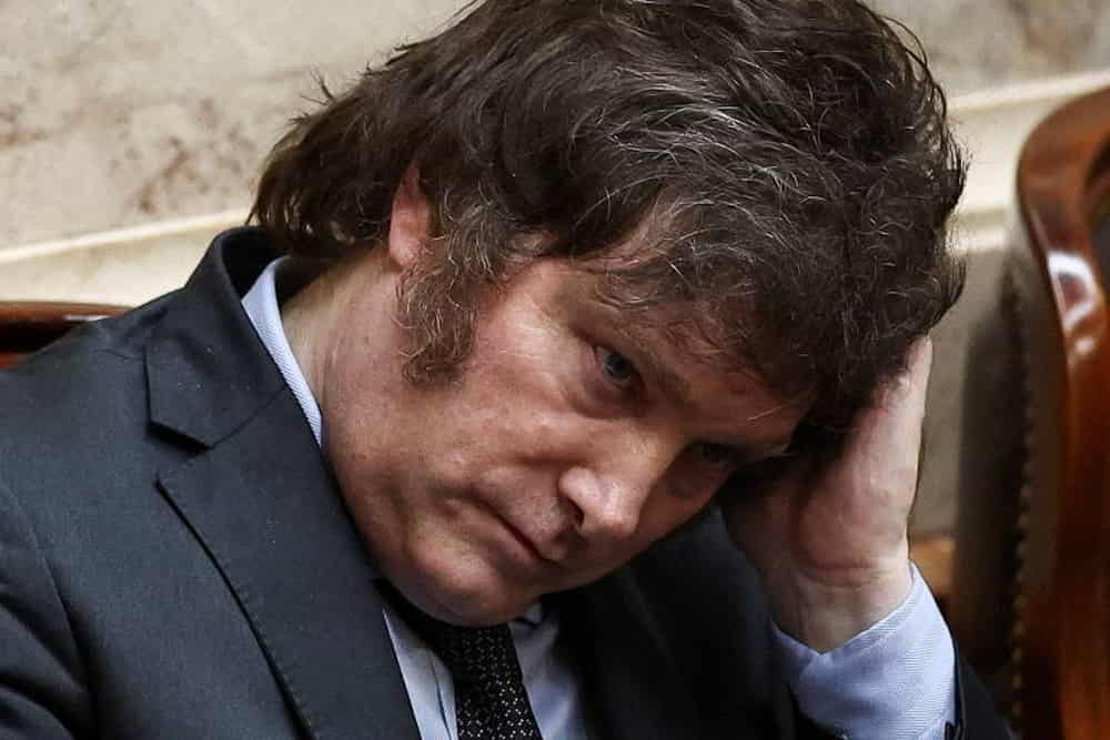 Indice de Confianza en el Gobierno cae 121 en abril y marca el mayor retroceso mensual del ano &bull; El Conejo de Wall Street