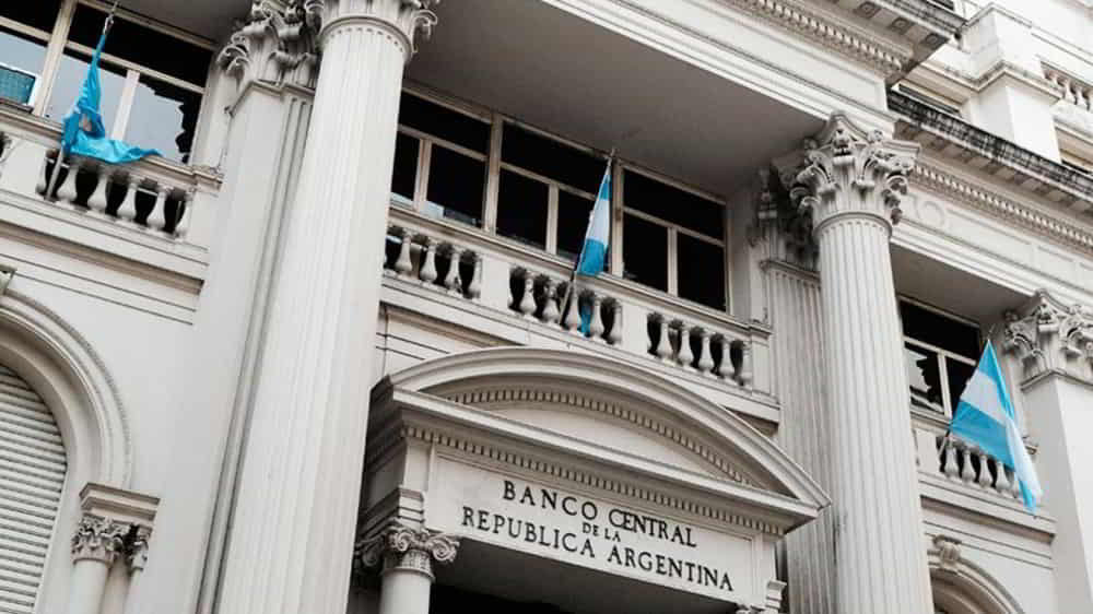 El BCRA acumula mas de US1.200 millones en compras durante mayo en el Mercado Libre de Cambios &bull; El Conejo de Wall Street