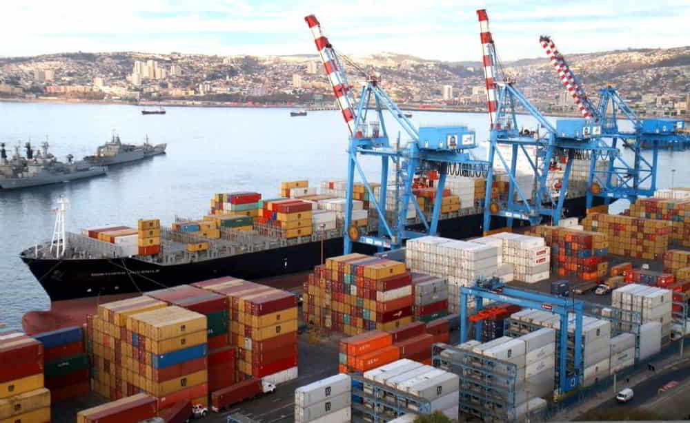 Exportaciones argentinas alcanzan volumen record en terminos reales durante 2025 &bull; El Conejo de Wall Street