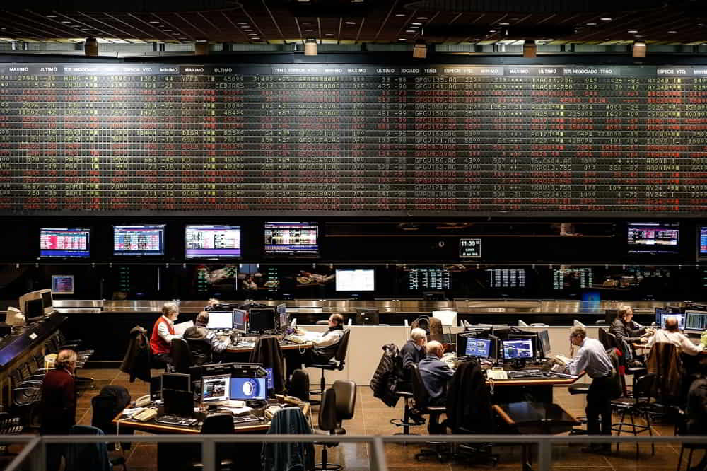Energia y sector financiero lideran recuperacion en la bolsa de Buenos Aires &bull; El Conejo de Wall Street