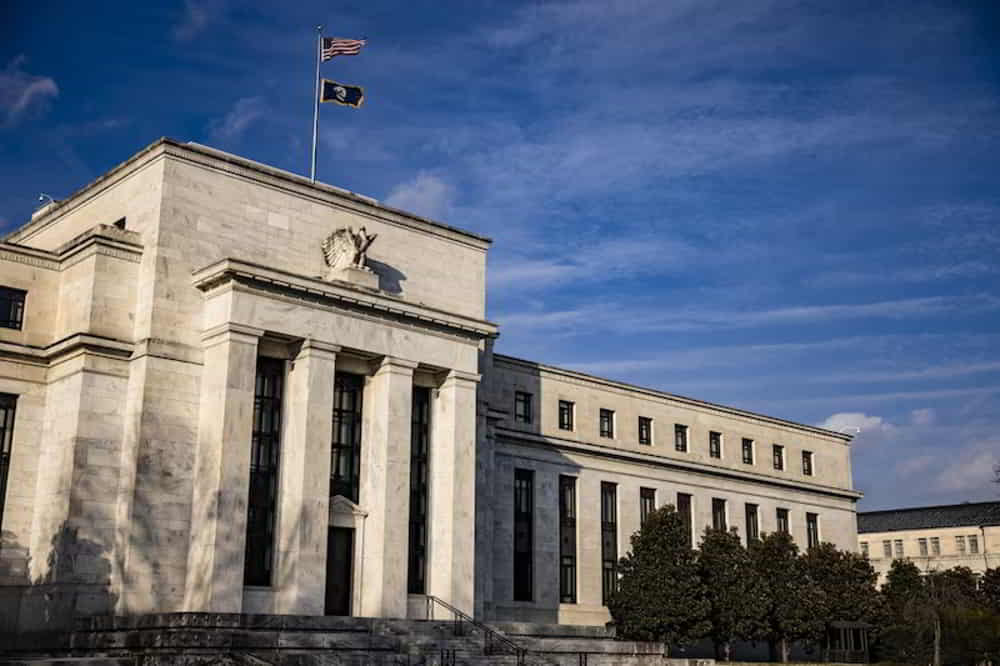 Fed mantiene tasas en 375 por ciento con dot plot en observacion &bull; El Conejo de Wall Street