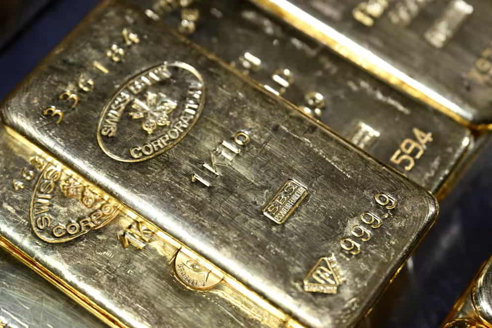 Oro cae por debajo de 4000 dolares por onza en correccion acelerada &bull; El Conejo de Wall Street