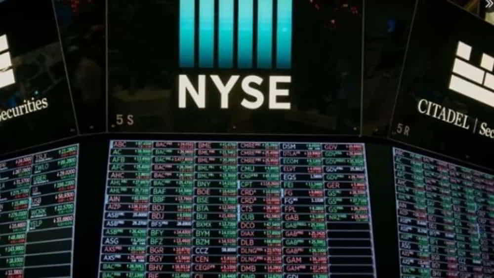 Acciones Bancarias y Tecnologicas Presionan al Dow Jones a la Baja &bull; El Conejo de Wall Street